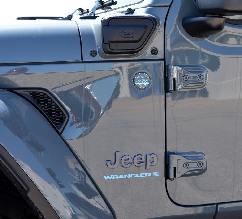 2025 Jeep Wrangler Sahara 4xe