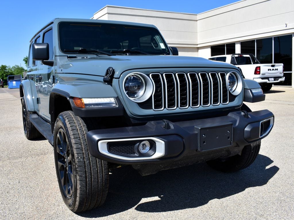 2025 Jeep Wrangler Sahara 4xe