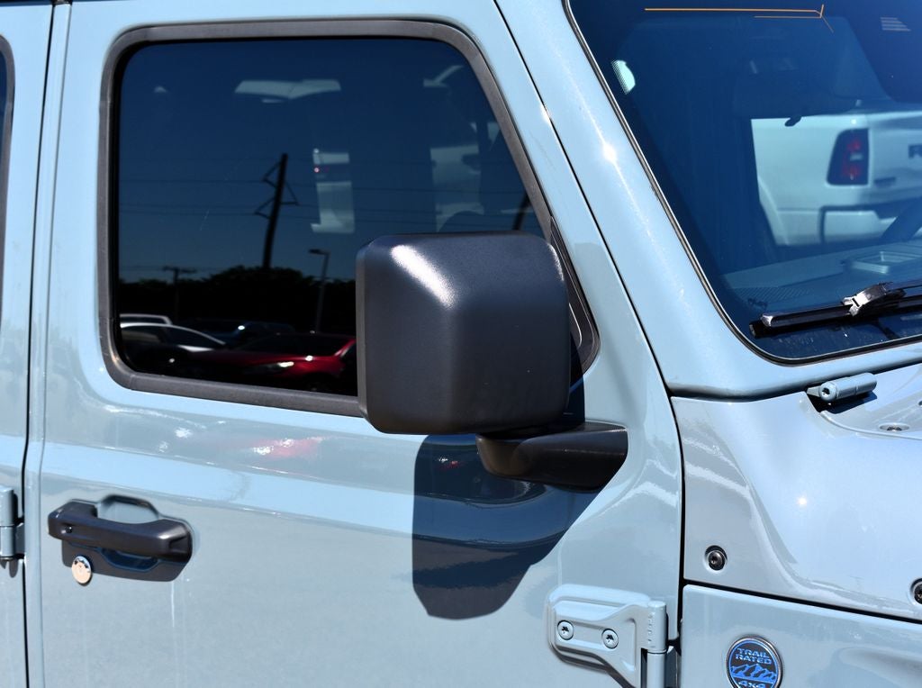 2025 Jeep Wrangler Sahara 4xe