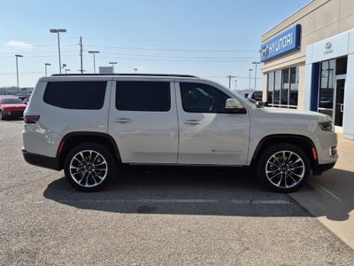 2022 Jeep Wagoneer Series III