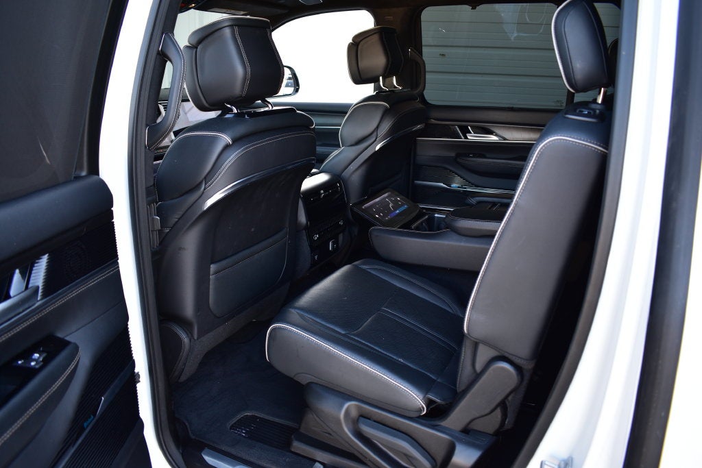 2024 Jeep Grand Wagoneer Series II Obsidian