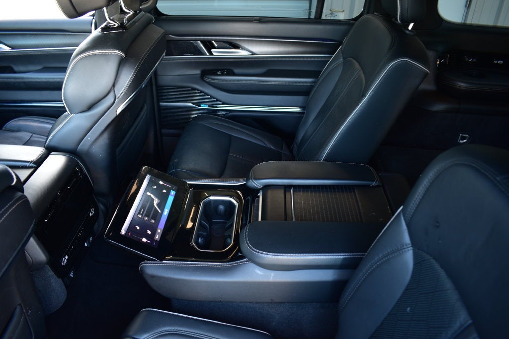 2024 Jeep Grand Wagoneer Series II Obsidian