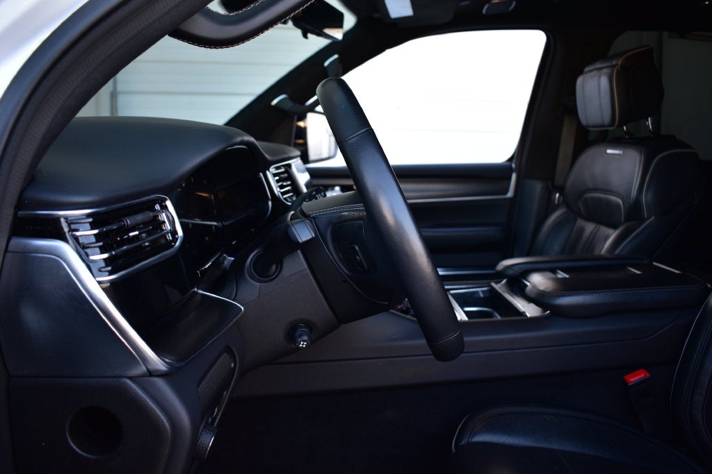 2024 Jeep Grand Wagoneer Series II Obsidian