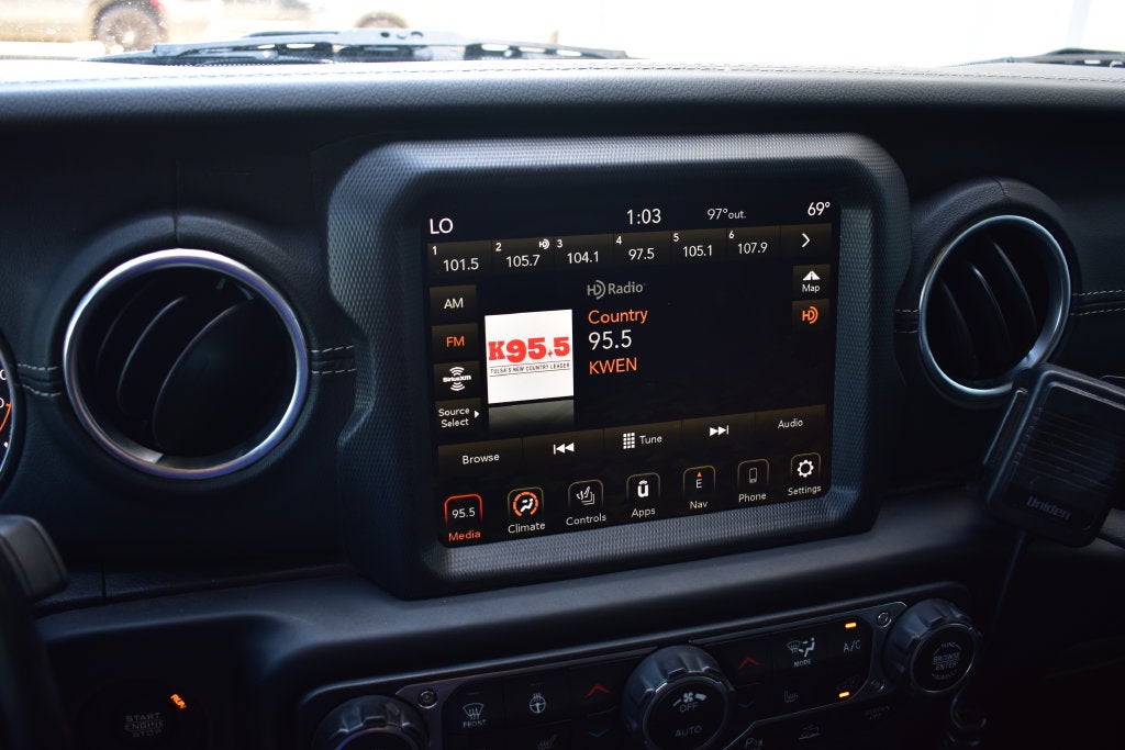 2021 Jeep Gladiator Overland