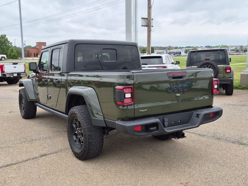 2022 Jeep Gladiator Willys