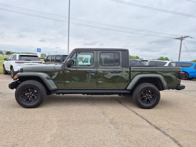 2022 Jeep Gladiator Willys