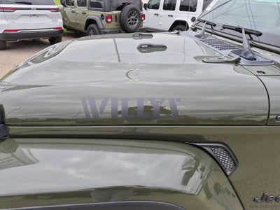 2022 Jeep Gladiator Willys