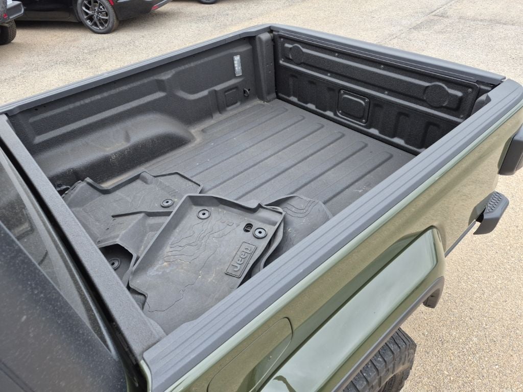 2022 Jeep Gladiator Willys