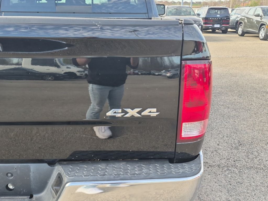 2020 RAM 1500 Classic SLT Crew Cab 4x4