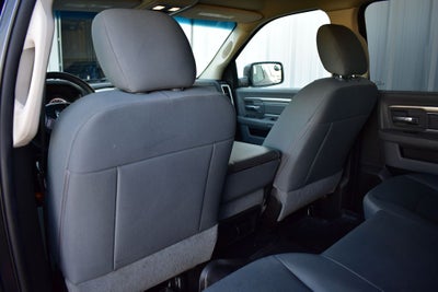 2020 RAM 1500 Classic SLT Crew Cab 4x4 w/5.7L Hemi