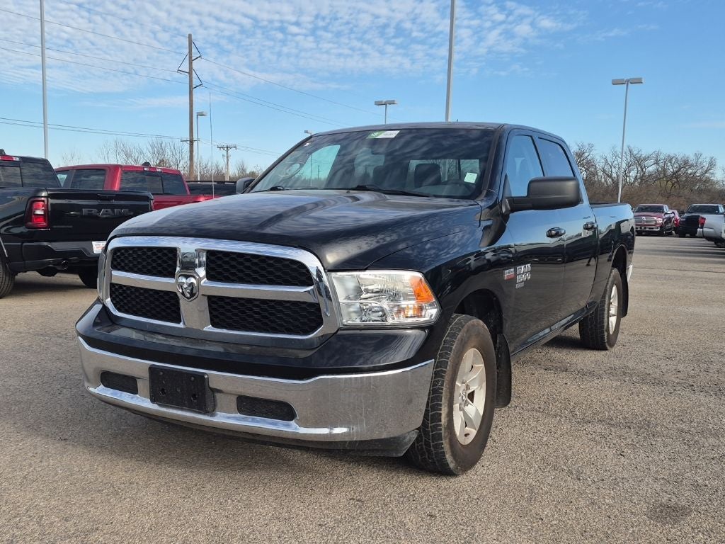 2020 RAM 1500 Classic SLT Crew Cab 4x4