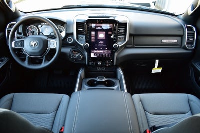 2025 RAM 1500 Big Horn/Lone Star Crew Cab 4x4 5'7" Box