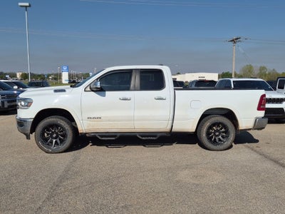 2020 RAM 1500 Laramie Quad Cab 4x4 w/5.7L Hemi
