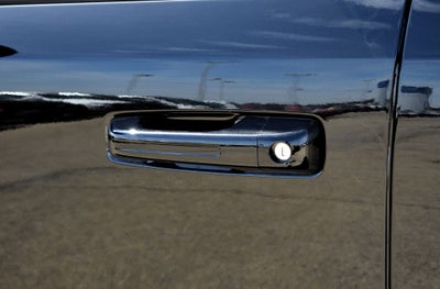 2026 RAM 1500 Big Horn/Lone Star Crew Cab 4x4 Night Edition w/5.7L Hemi