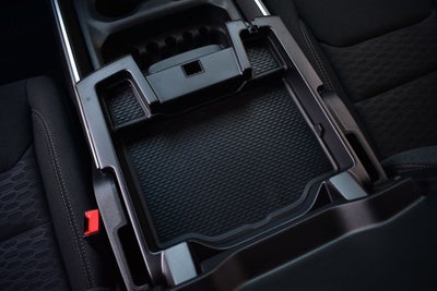 2026 RAM 1500 Big Horn/Lone Star Crew Cab 4x4 Night Edition w/5.7L Hemi