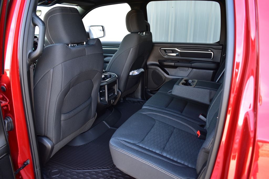 2026 RAM 1500 Big Horn/Lone Star Crew Cab 4x4 Night Edition