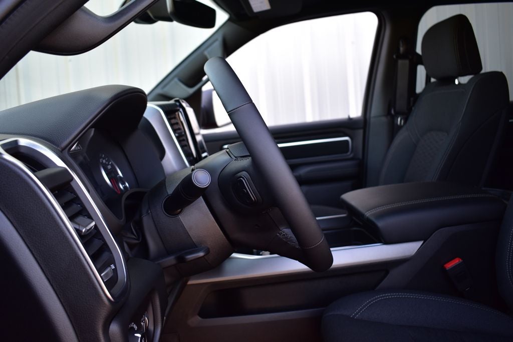 2026 RAM 1500 Big Horn/Lone Star Crew Cab 4x4 Night Edition