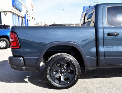 2026 RAM 1500 Big Horn/Lone Star Crew Cab 4x4 Night Edition w/5.7L Hemi