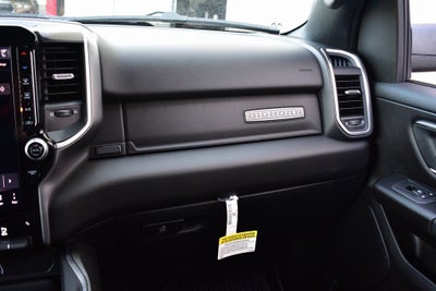 2026 RAM 1500 Big Horn/Lone Star Crew Cab 4x4 Night Edition w/5.7L Hemi