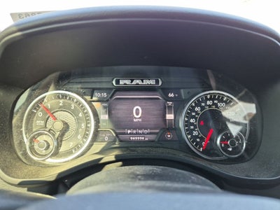 2021 RAM 1500 Big Horn/Lone Star Crew Cab 4x4 Night Edition w/5.7L Hemi eTorque