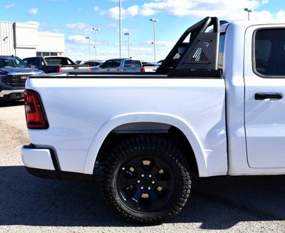 2026 RAM 1500 Big Horn/Lone Star Crew Cab 4x4 Night Edition w/5.7L Hemi