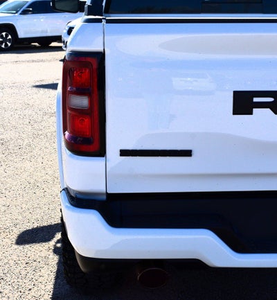 2026 RAM 1500 Big Horn/Lone Star Crew Cab 4x4 Night Edition w/5.7L Hemi