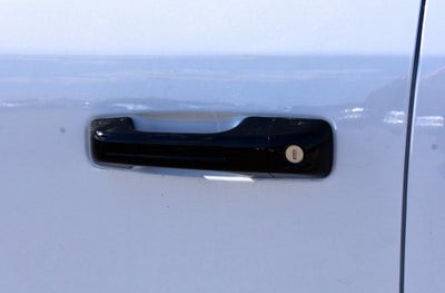 2026 RAM 1500 Big Horn/Lone Star Crew Cab 4x4 Night Edition w/5.7L Hemi