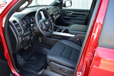 2026 RAM 1500 Big Horn/Lone Star Crew Cab 4x4 Night Edition w/5.7L Hemi