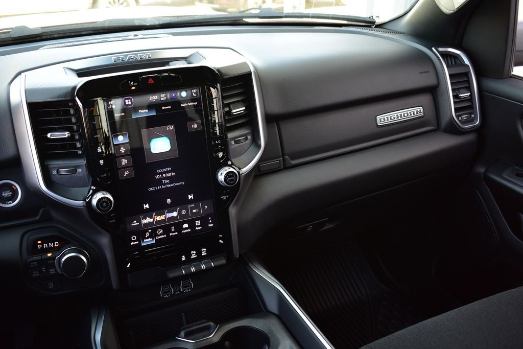 2026 RAM 1500 Big Horn/Lone Star Crew Cab 4x4 Night Edition w/5.7L Hemi