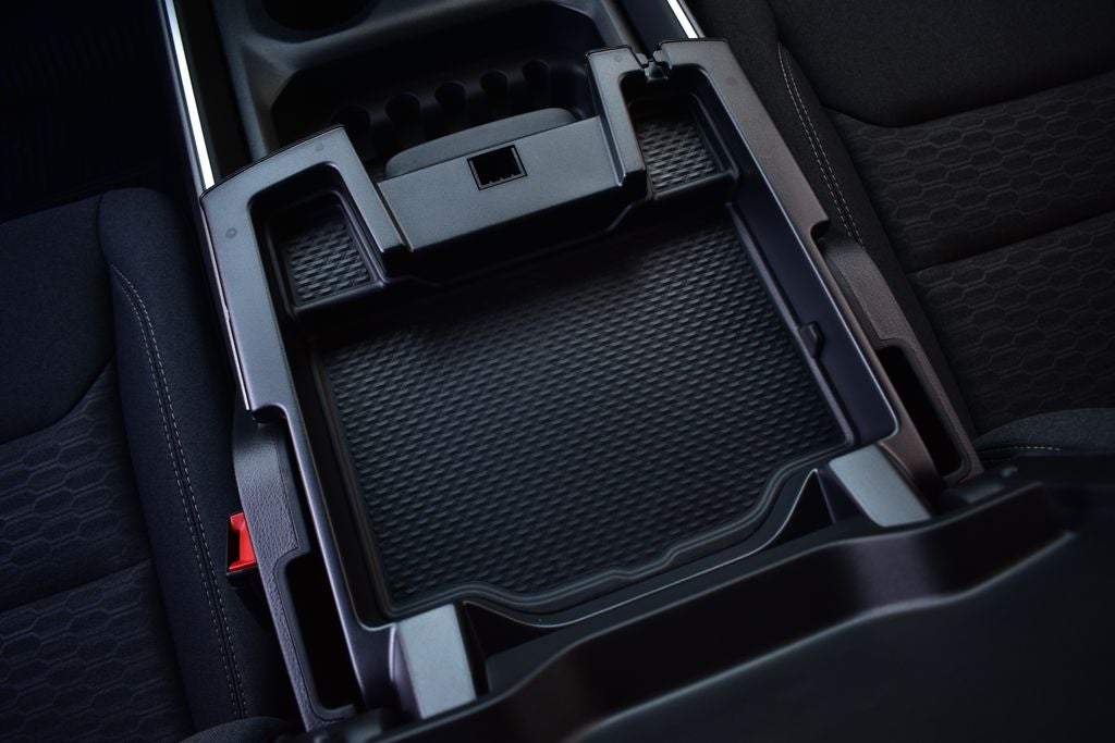 2026 RAM 1500 Big Horn/Lone Star Crew Cab 4x4 Night Edition w/5.7L Hemi