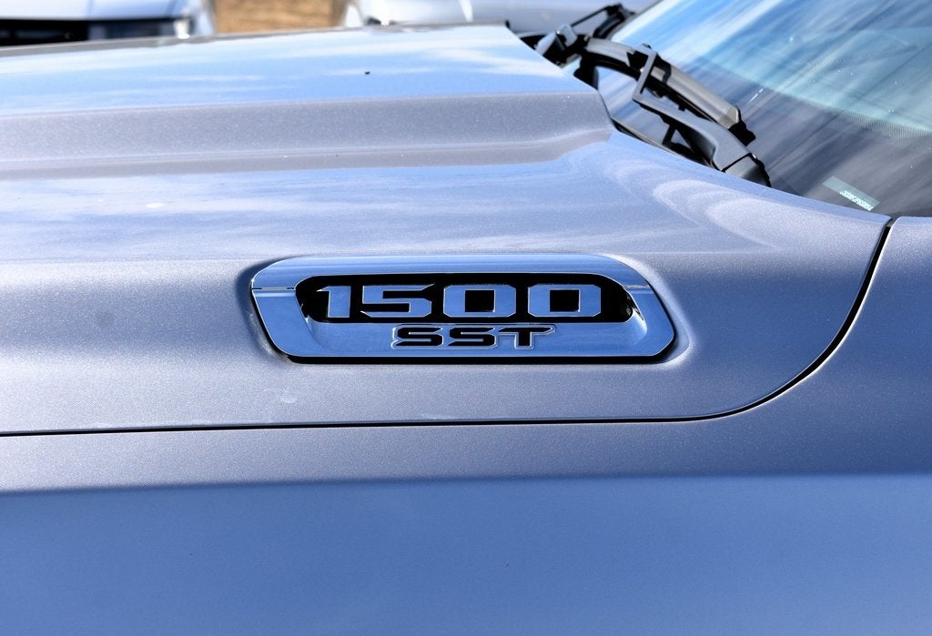 2025 RAM 1500 Laramie Crew Cab 4x4