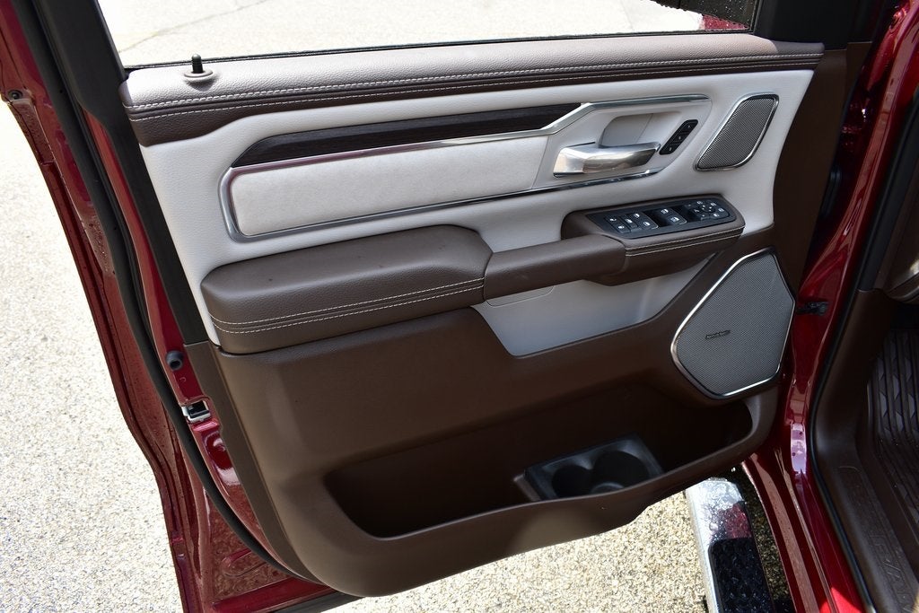 2025 RAM 1500 Laramie Crew Cab 4x4 5'7" Box