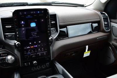 2025 RAM 1500 Laramie Crew Cab 4x4 5'7" Box