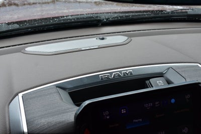 2025 RAM 1500 Laramie Crew Cab 4x4 5'7" Box