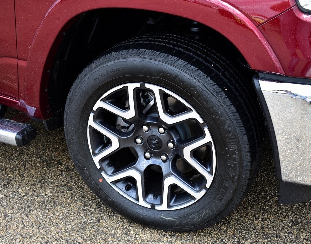 2025 RAM 1500 Laramie Crew Cab 4x4 5'7" Box