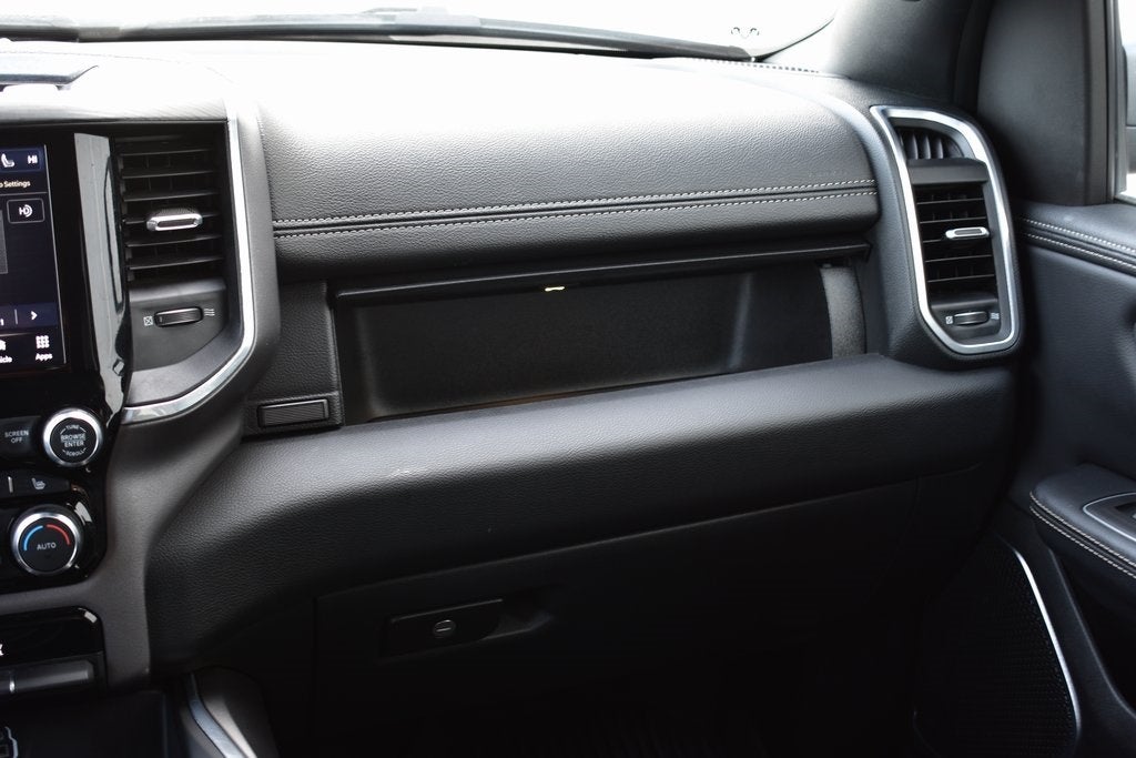 2023 RAM 1500 Laramie Crew Cab 4x4 w/5.7L Hemi