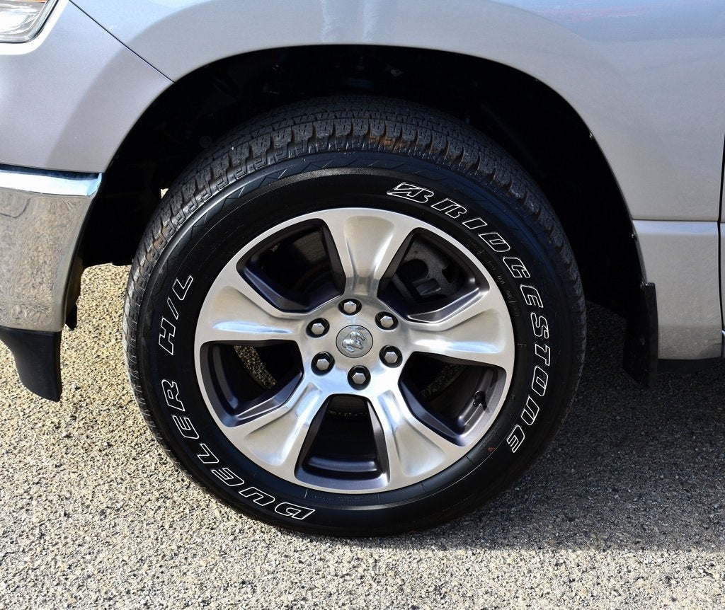 2023 RAM 1500 Laramie Crew Cab 4x4 w/5.7L Hemi