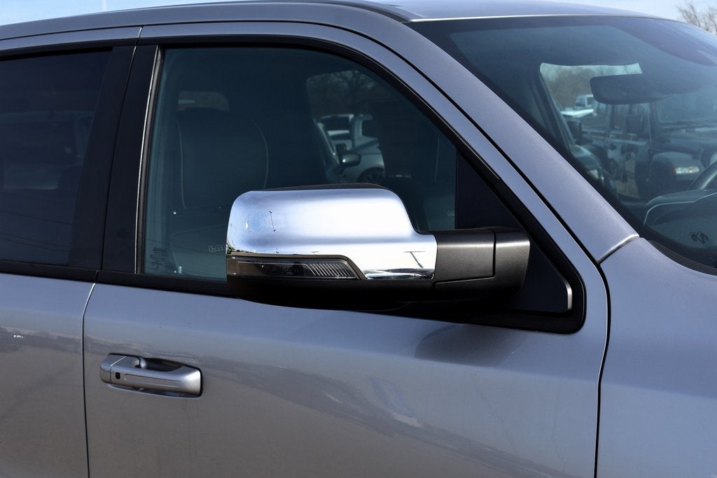 2023 RAM 1500 Laramie Crew Cab 4x4 w/5.7L Hemi