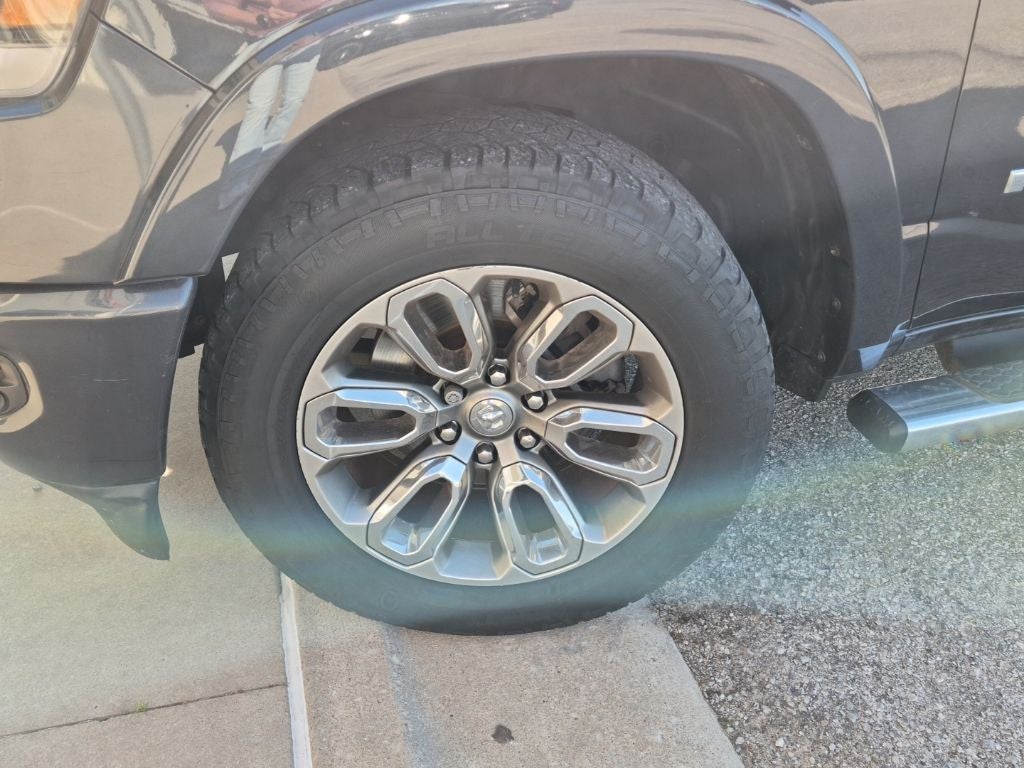 2019 RAM 1500 Laramie