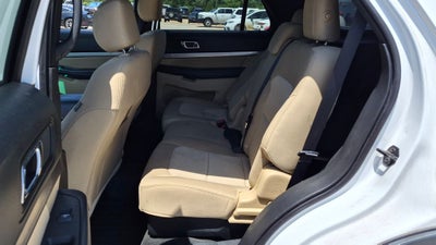 2017 Ford Explorer Base