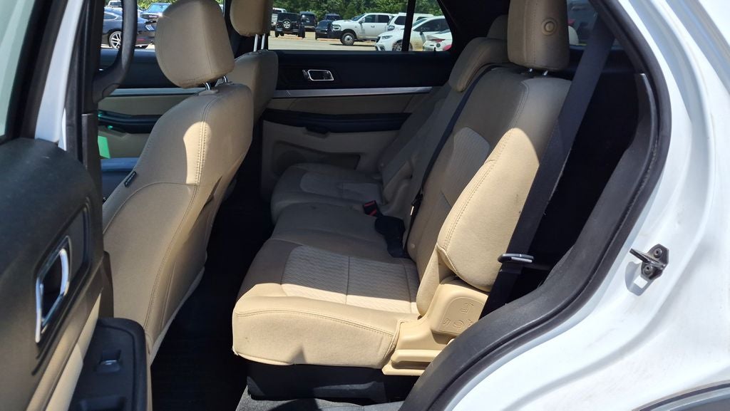 2017 Ford Explorer Base