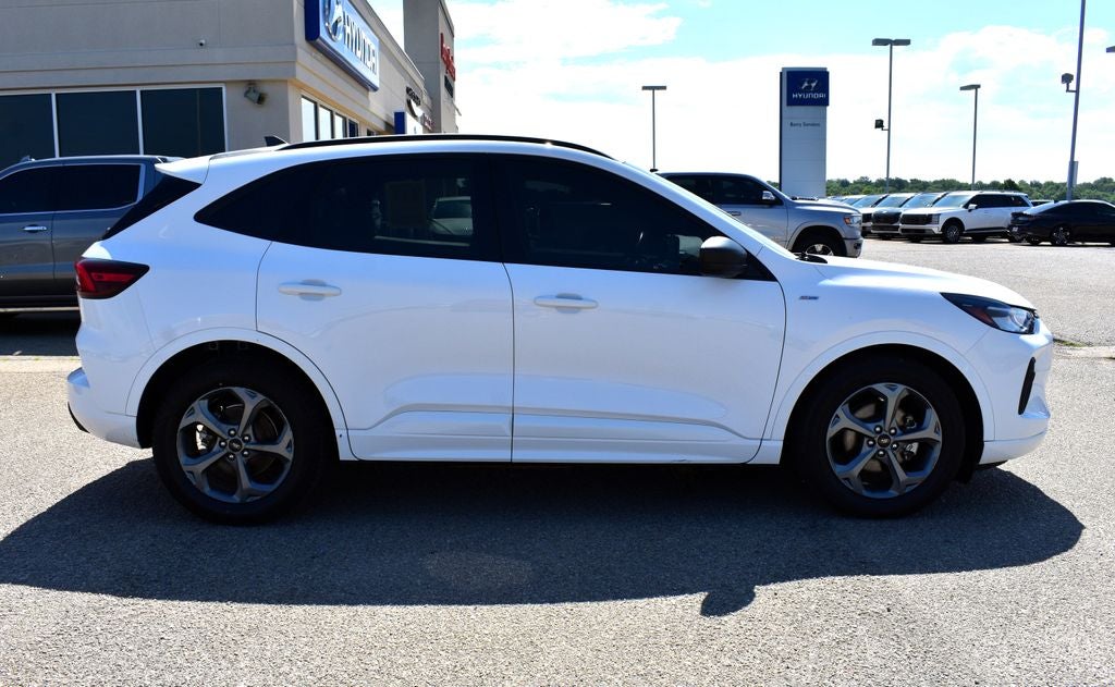 2023 Ford Escape Hybrid ST-Line