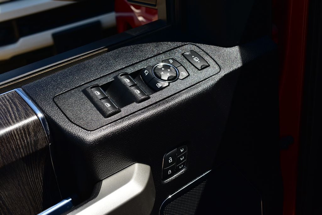 2021 Ford F-250SD Lariat Crew Cab FX4