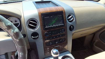2004 Ford F-150 Lariat