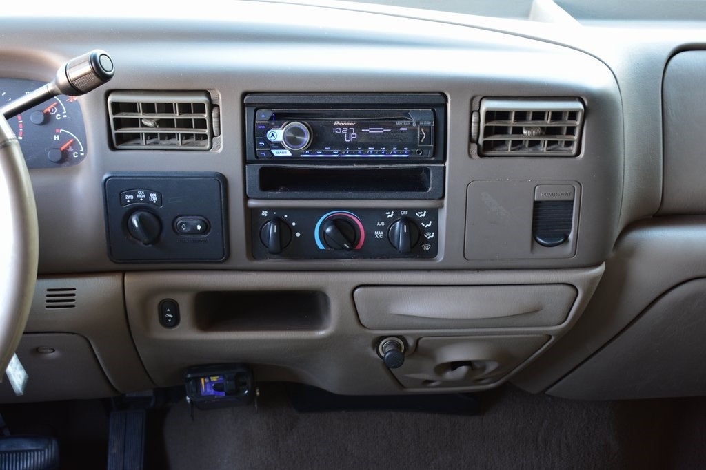 2004 Ford F-350SD Lariat SRW 4X4