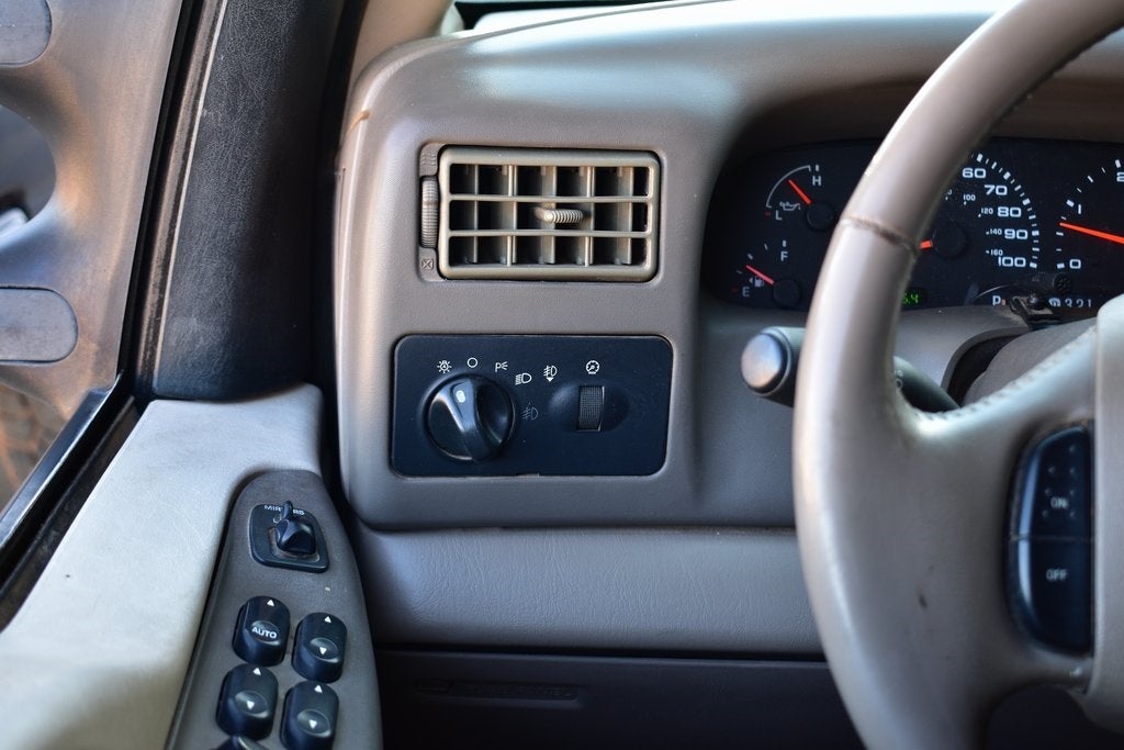 2004 Ford F-350SD Lariat SRW 4X4