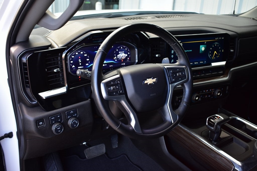 2025 Chevrolet Silverado 1500 LT Z71 Crew Cab 4x4