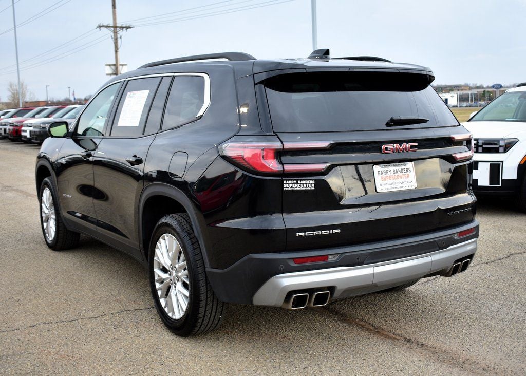 2024 GMC Acadia Elevation