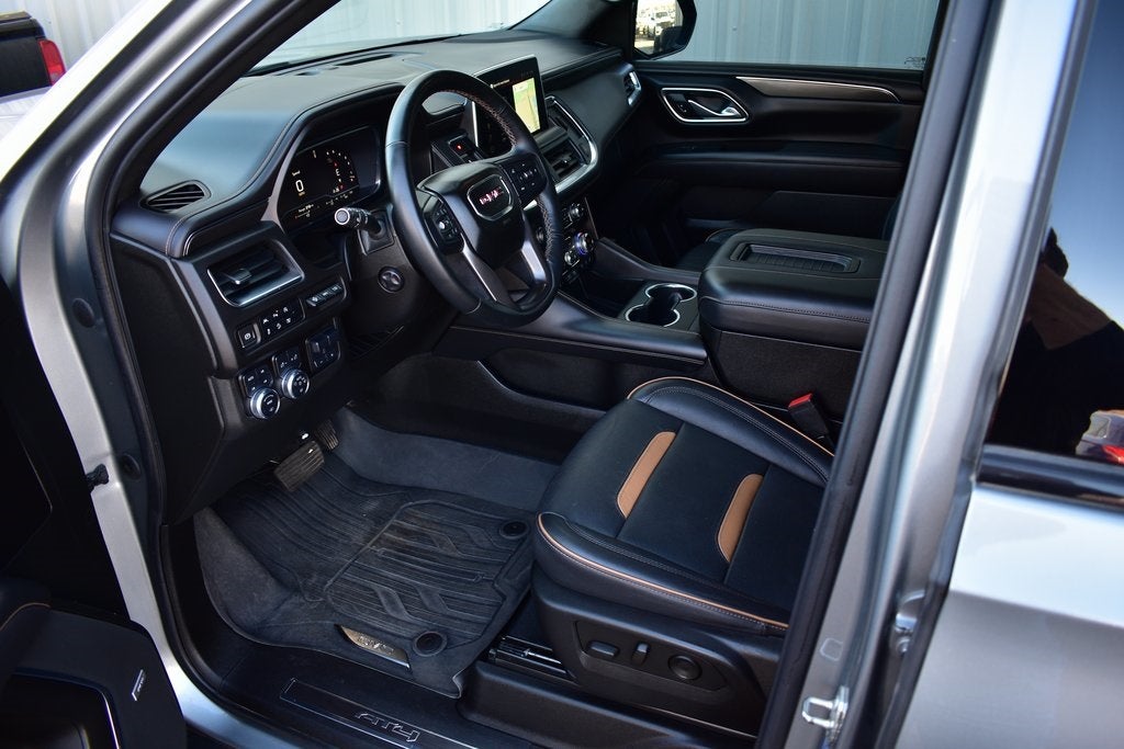 2023 GMC Yukon XL AT4