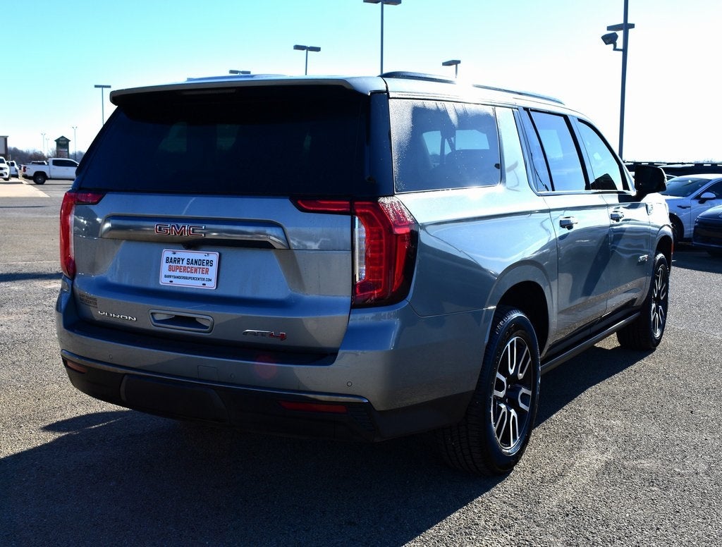 2023 GMC Yukon XL AT4
